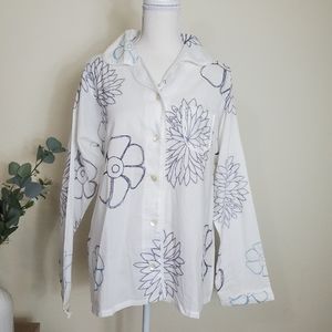Under the canopy 100% Organic cotton blouse! Size XL.